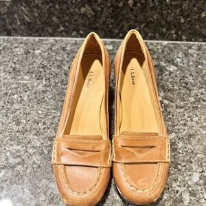 LL Bean Womens leather penny loafer wedge size 6.5